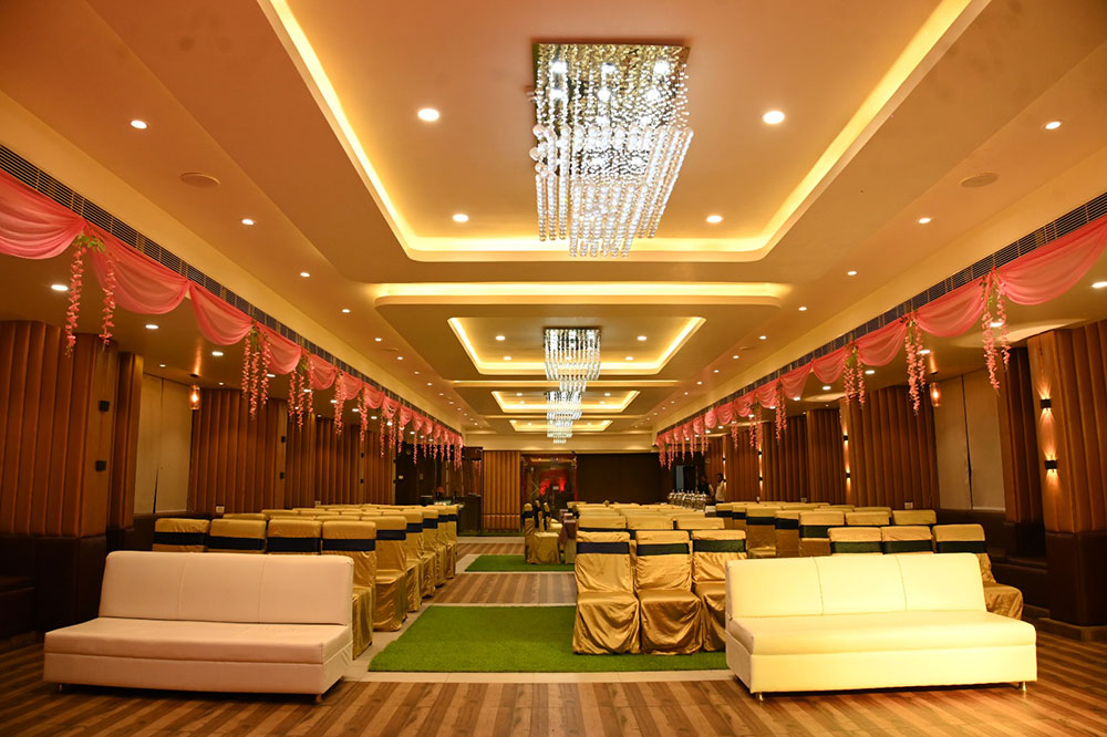Hotel Yashpadam Continental and Banquet Hall